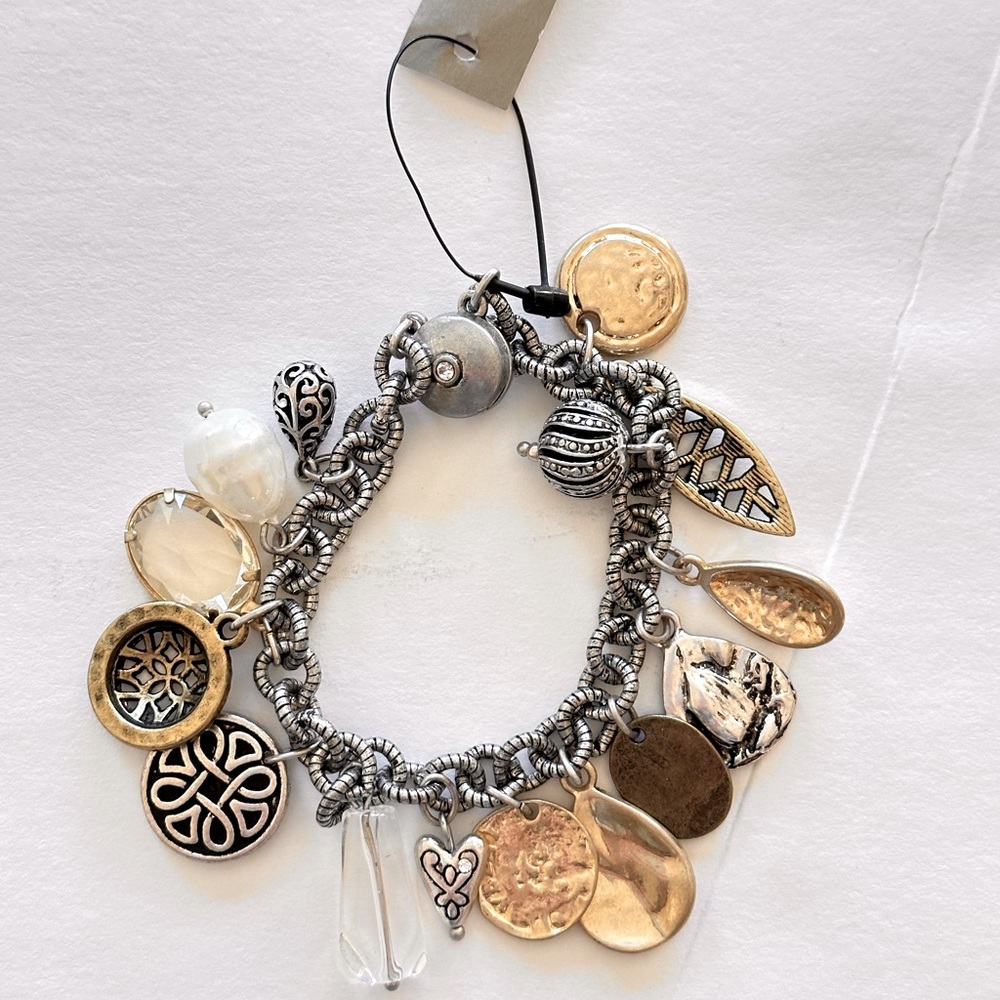 NWT CHICO’S charm bracelet - Picture 6 of 6